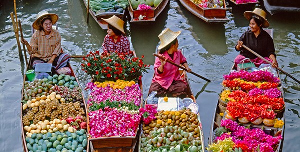 Ghé thăm chợ nổi Damnoen Saduaki ở Bangkok